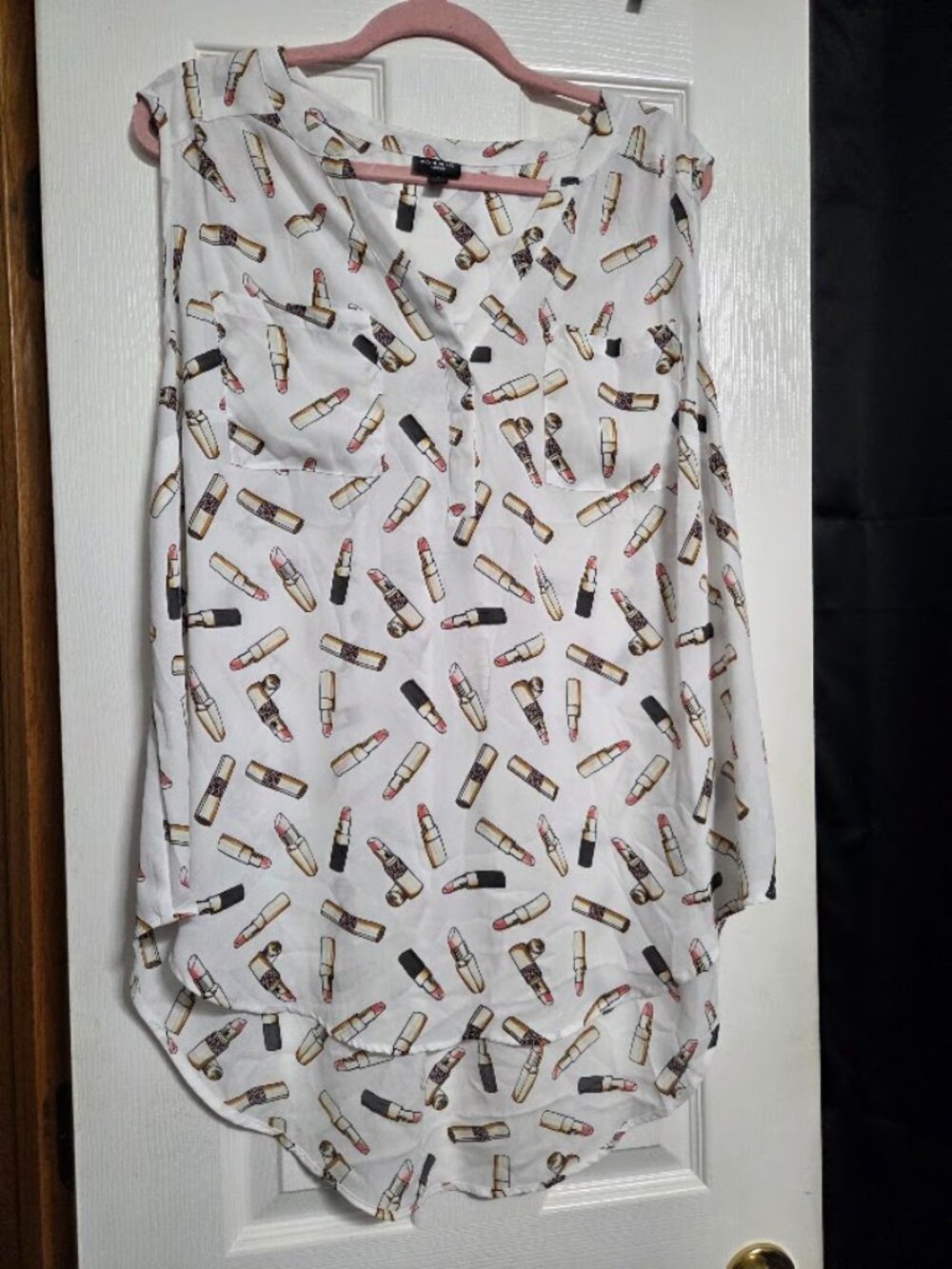 Torrid Harper Lipstick Print Sleeveless Blouse Size 2 2X 18/20